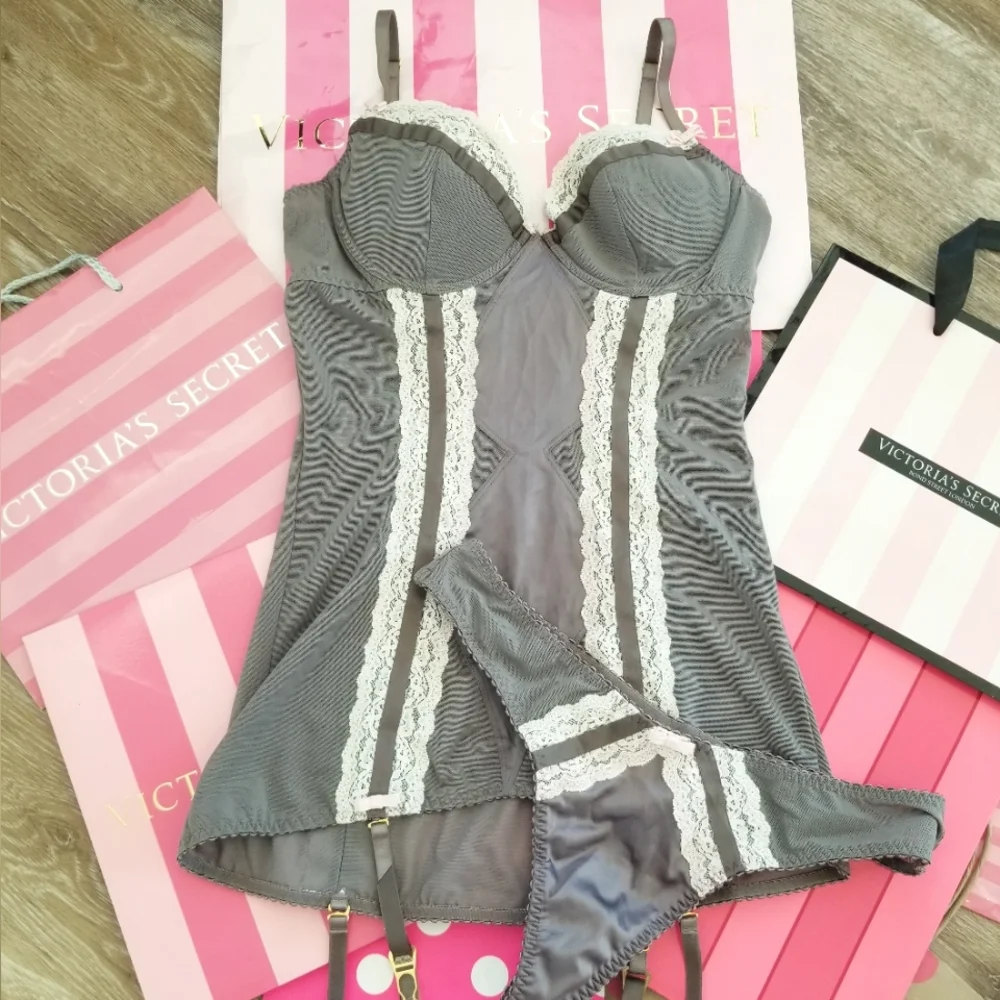 Victoria's Secret Vintage Very Sexy Bustier Corset Garter Dress Thong Panty NWT - Picture 3 of 16